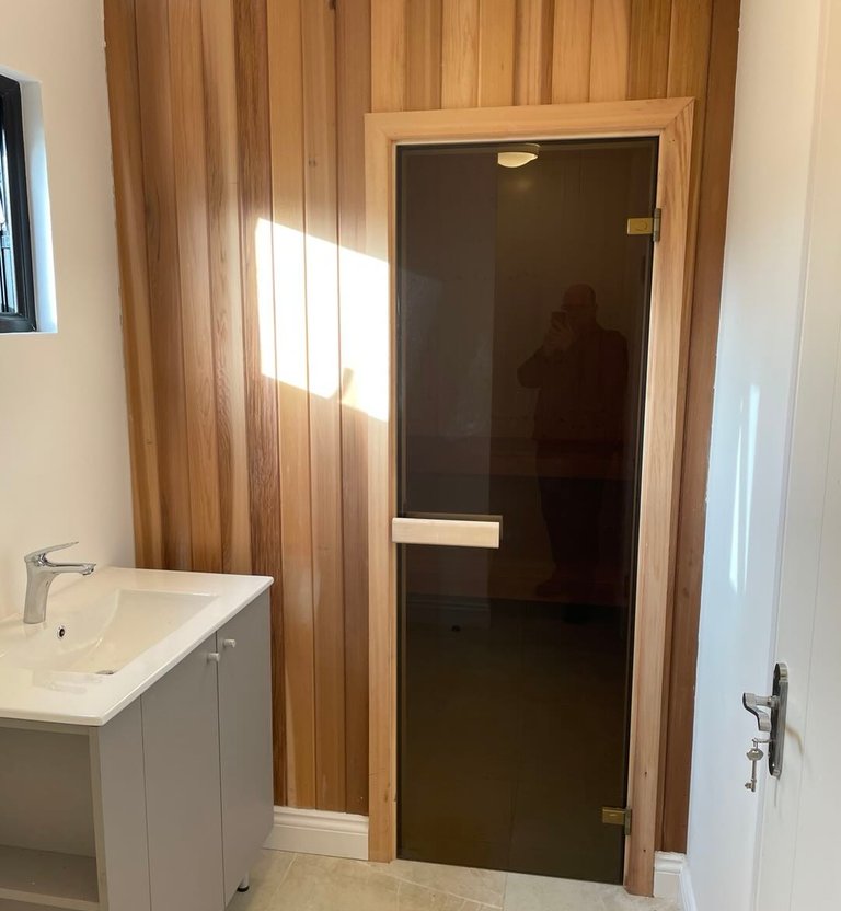 Steel frame house extension with modern design